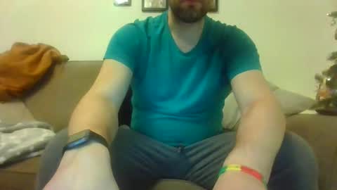 britguy6985 online show from December 4, 8:22 pm