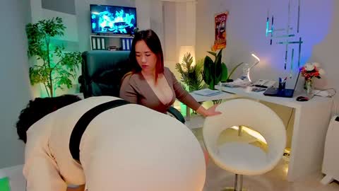 Sara and  Coral long hair online show from January 15, 1:46 pm