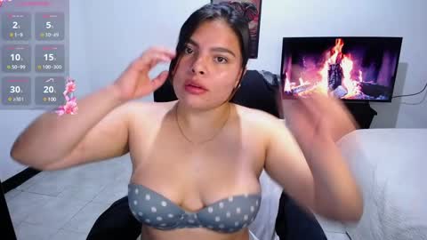 caliope_goddess1 online show from January 5, 10:15 pm