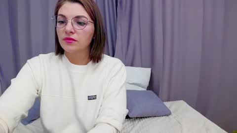 camelia_lillie online show from December 18, 2:06 am