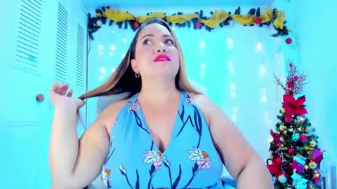 camilaa foxxx online show from December 16, 8:42 pm