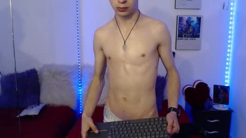 camilo_kar77 online show from December 7, 2:38 pm