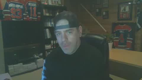 CanadianBacon6969 online show from November 17, 6:38 pm