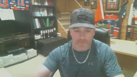 CanadianBacon6969 online show from December 24, 3:04 am