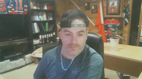 CanadianBacon6969 online show from January 1, 9:55 am