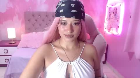 candy_little4u_ online show from December 21, 3:49 am