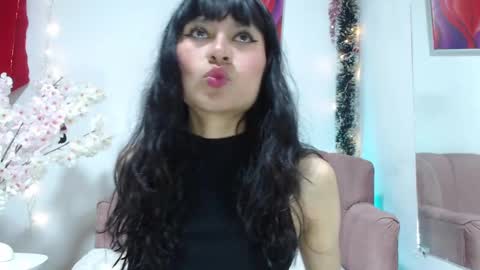 carla_77 online show from January 2, 12:50 pm