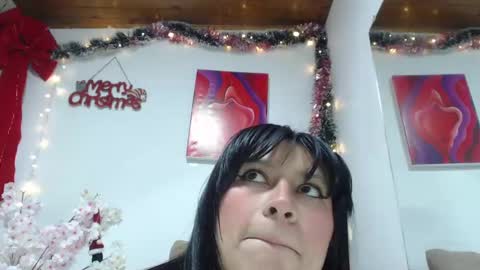 carla_77 online show from December 29, 12:27 pm