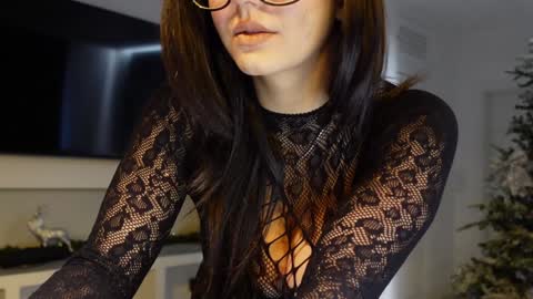 carla_secretary online show from December 15, 12:35 pm