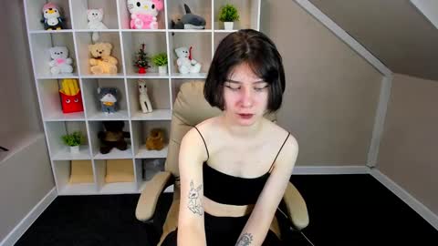 catherine_allens online show from December 20, 1:42 am