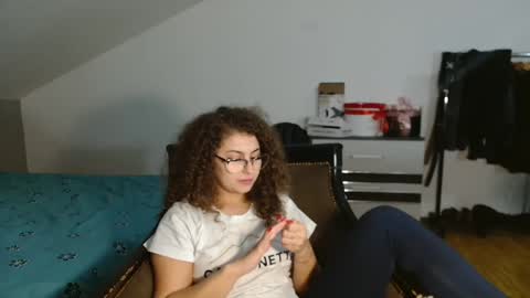 Stephanieblisss online show from November 30, 2:27 pm