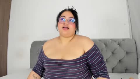 chantalbbw23 online show from December 5, 1:45 am