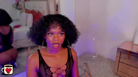 charis_hill online show from January 8, 10:09 pm