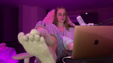 Goddess Vika - owner of all ur money online show from December 24, 2:24 pm