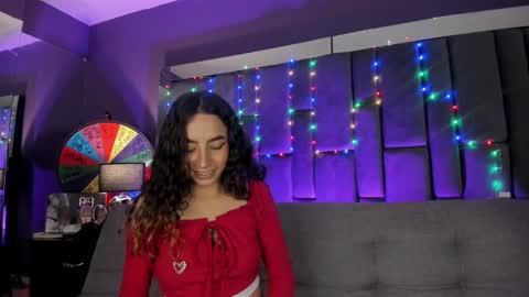 Isabella curly hair - Anastasia short hair  online show from January 2, 4:58 pm