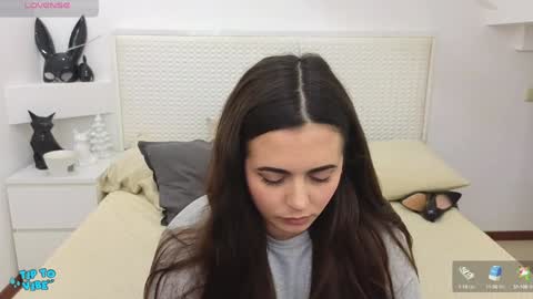 chloey_rogers_ online show from November 11, 1:17 pm