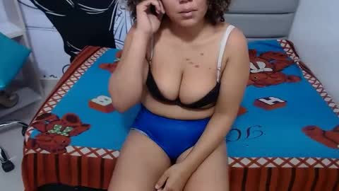 Cindy Castillo online show from November 27, 11:46 am