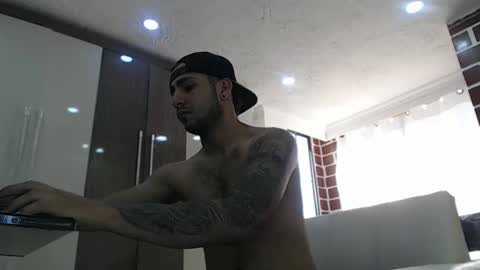 colton_lust_ online show from January 22, 12:34 pm