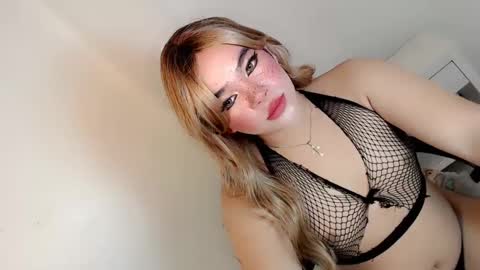 Hot Ayisha online show from December 17, 2:06 am