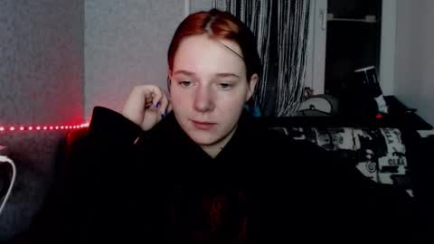 cute_angel19 online show from December 7, 9:18 pm