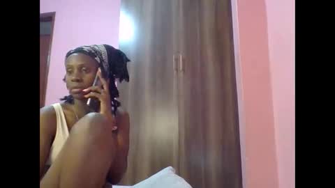 cute_lizah online show from December 23, 7:33 pm