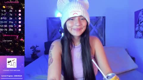 cutesarah_10 online show from November 18, 3:01 am