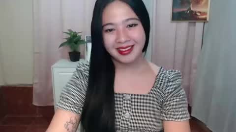 cutie_asianwoman online show from November 18, 4:15 pm