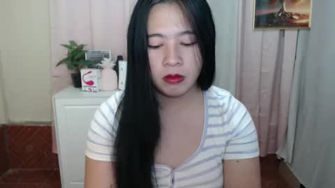 cutie_asianwoman online show from December 7, 6:14 pm