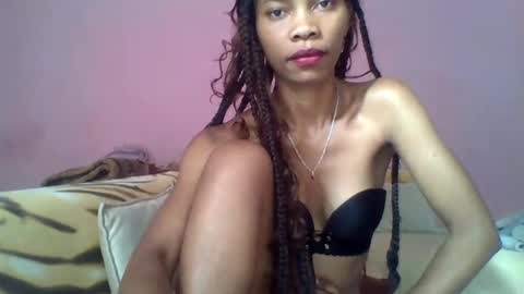 cynthia009946756 online show from November 26, 4:13 am