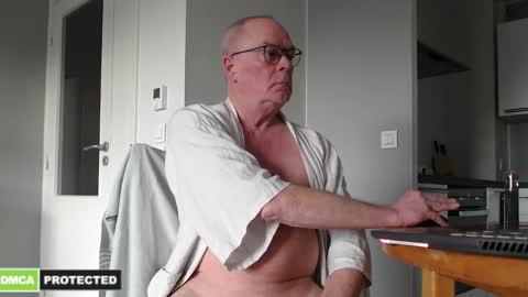 daddyschuppa online show from November 14, 10:10 am