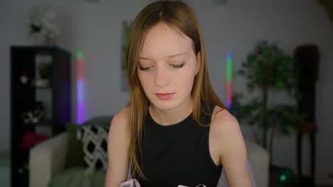 daisy_dash online show from January 17, 9:20 am