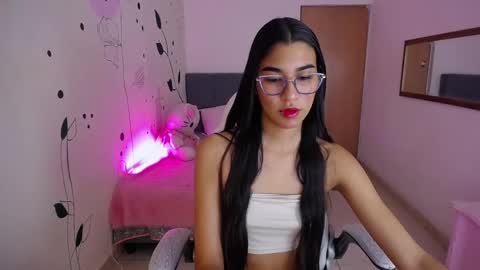 dana_paula online show from December 28, 11:38 am