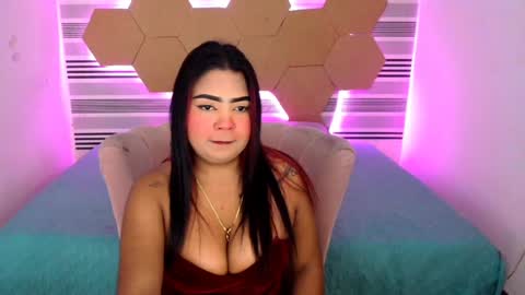 daniella_molina online show from November 21, 2:38 am