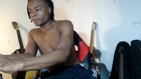 dann_hill_1 online show from December 7, 11:17 pm