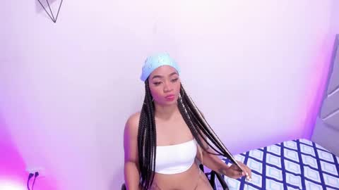 danna_garciaa_ online show from December 21, 2:01 am