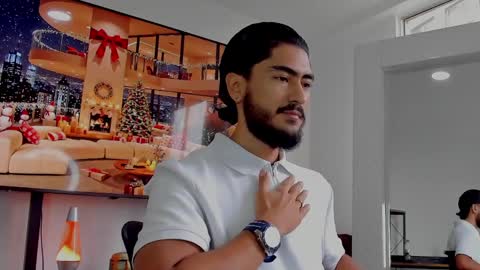 Hey im David that loves to explore and speak their fantasies. Very open talktative and nice. Feel free to chat with me online show from December 21, 1:41 pm