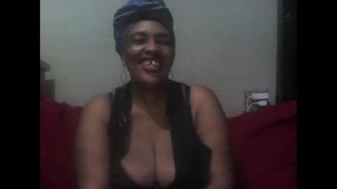 ddboobsnipples online show from November 23, 1:00 am