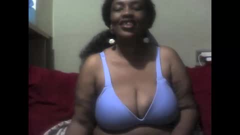 ddboobsnipples online show from December 26, 12:19 am