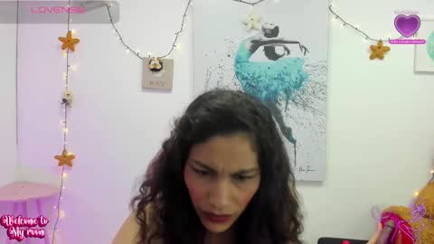 debora online show from December 18, 8:54 pm