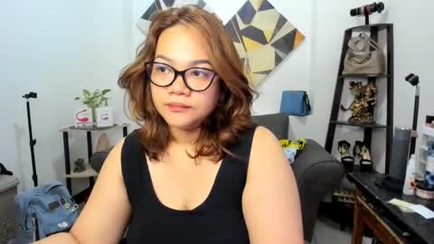 delightfulcurvy online show from December 19, 4:43 pm