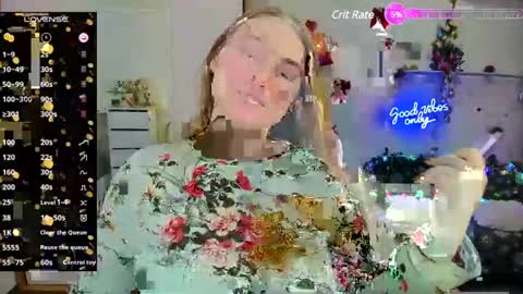 Sophie online show from December 1, 3:35 am