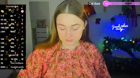 Sophie online show from December 8, 4:11 am