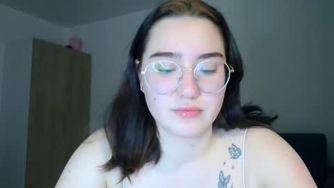 diamondd_girl online show from December 16, 2:44 pm