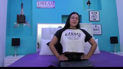 Diana Meja  online show from February 2, 3:44 am