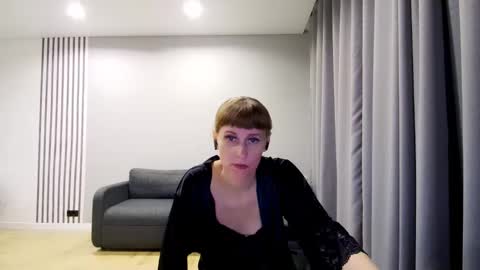 diana_meridor online show from December 17, 1:11 am