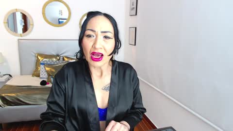 diosa_divina_ online show from November 17, 4:44 am