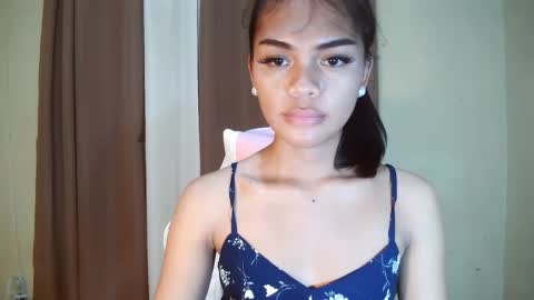 dolly_angel2 online show from December 16, 2:55 pm