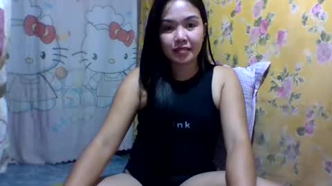 dolly_cute28 online show from December 12, 6:28 am