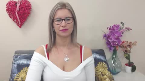 DoreenSexy online show from November 19, 7:23 am