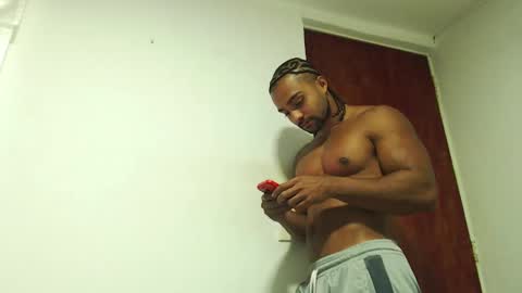  maorisa98 VIDEOS SEXHARD PPBOY 55TASTEPROTEIN online show from November 27, 12:07 pm